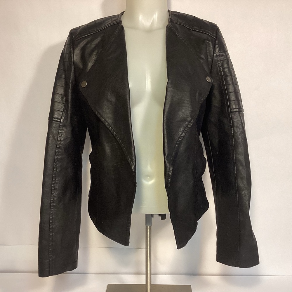 Black Faux Leather Jack by BB Dakota Women’s Jacket 
Size Small
